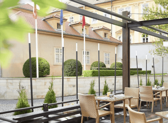 Malá Strana 30 — fotografie 3